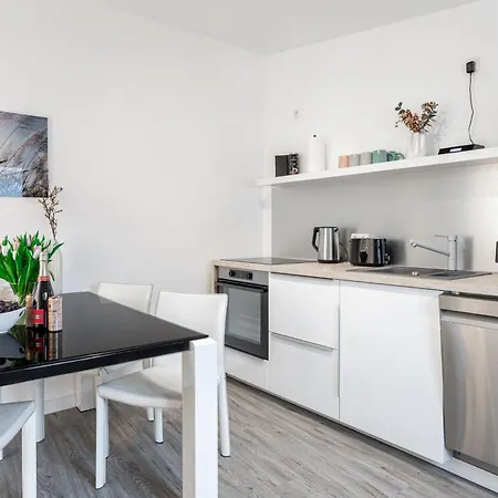 Апартаменты Haus Himmelglueck - Himmel Mit Terrasse & 2 Schlafzimmer *